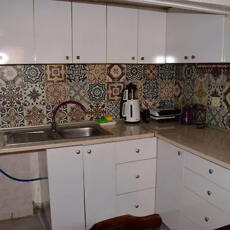 Merkezde Lueks Evi فيلة *